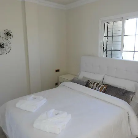 Villa Roque Paraiso Costa Adeje (Tenerife)