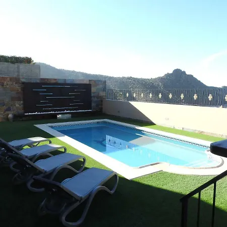 Roque Paraiso Villa